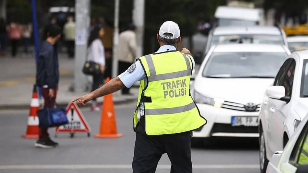 İSTANBUL'DA KAPATILAN METRO, METROBÜS VE YOLLARIN TAM LİSTESİ: 1 Mayıs'ta hangi yollar kapandı? İşte tam liste 3